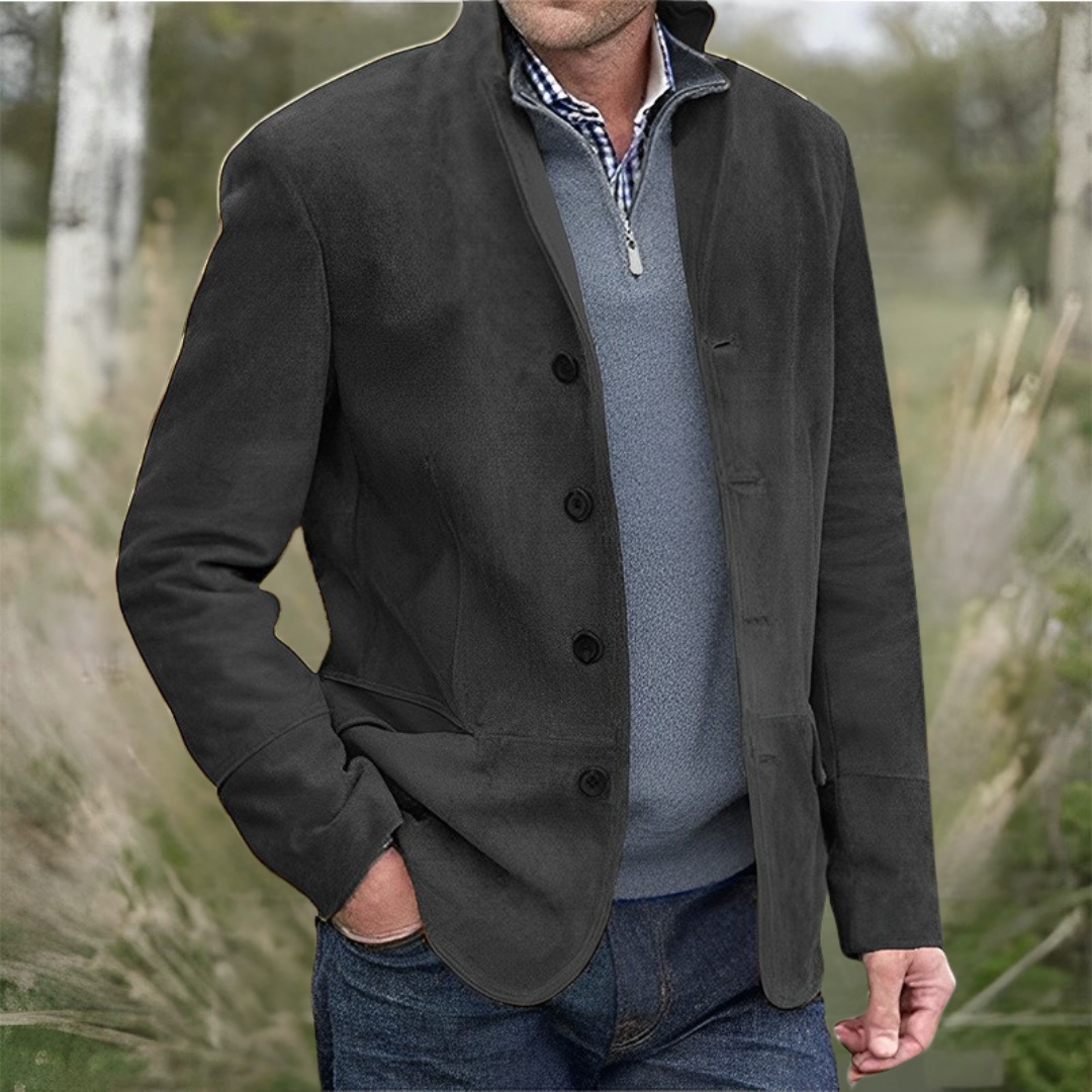 時代を超えたボタンコート