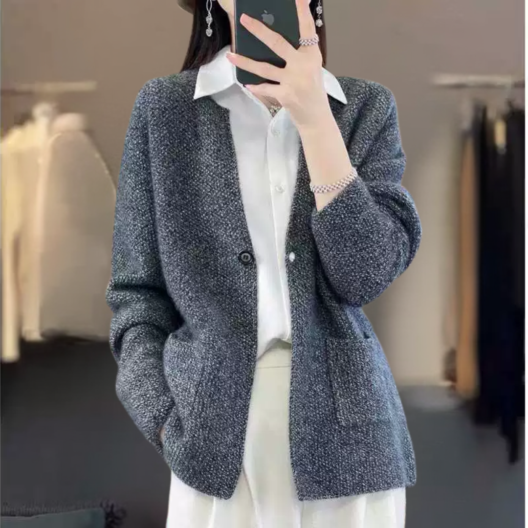 ニットカーディガン