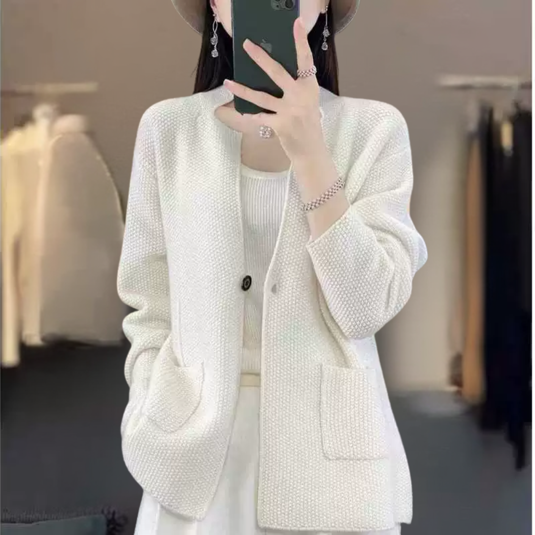 ニットカーディガン