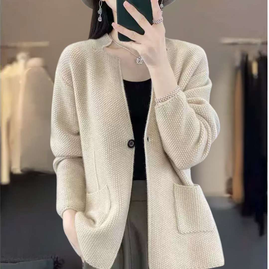 ニットカーディガン