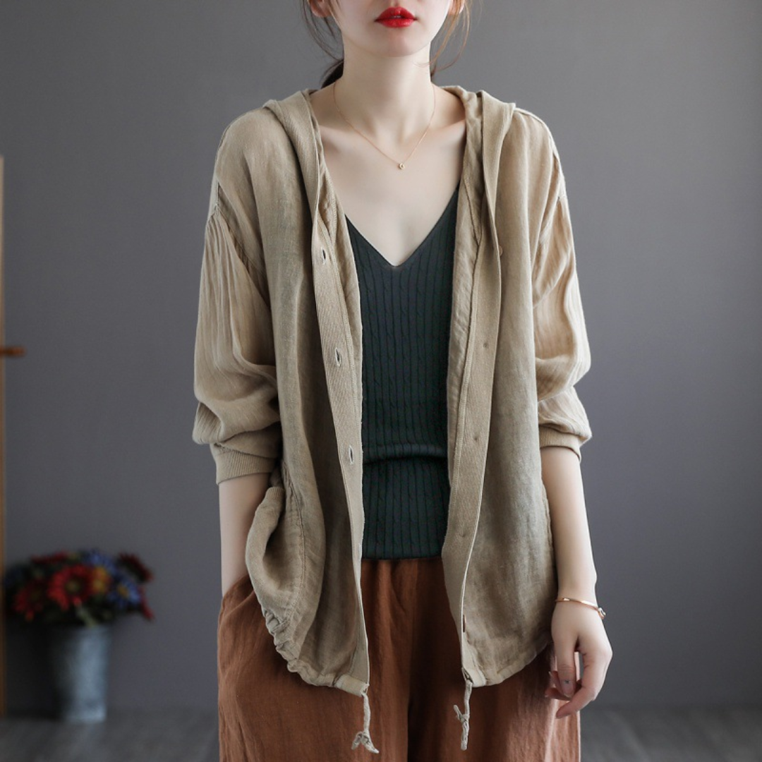 ゆったりフード付きシャツ