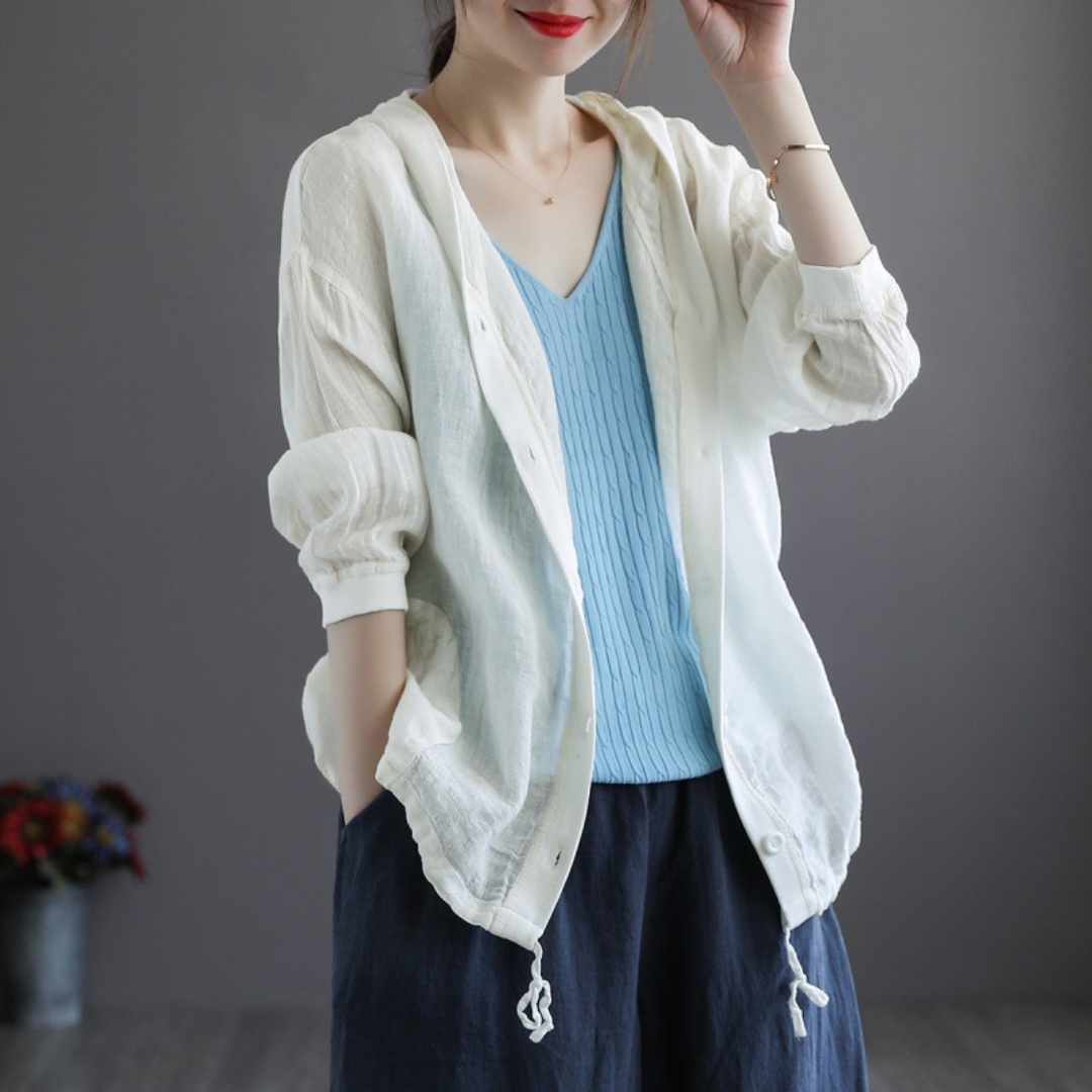 ゆったりフード付きシャツ