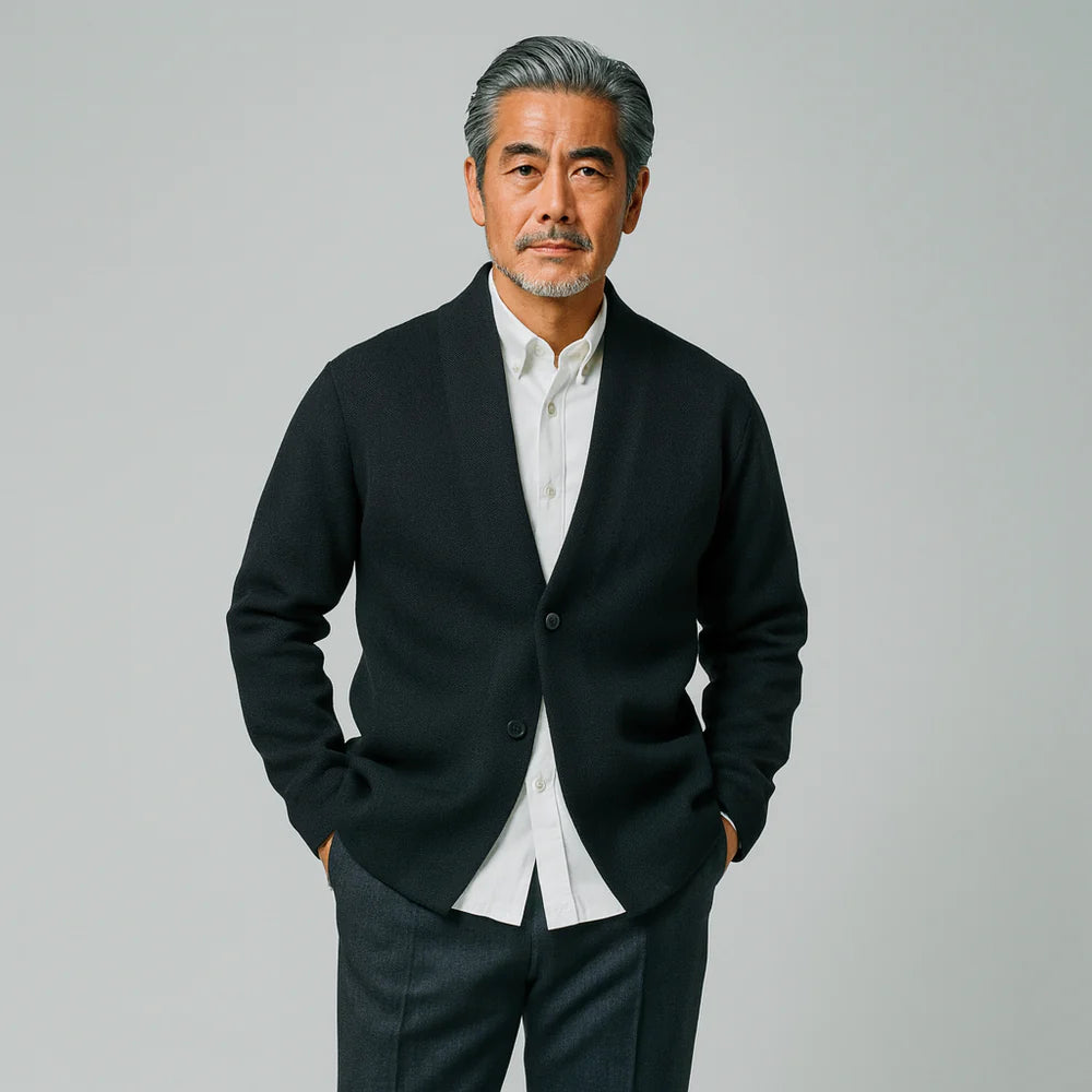 カジュアルな長袖無地カーディガン