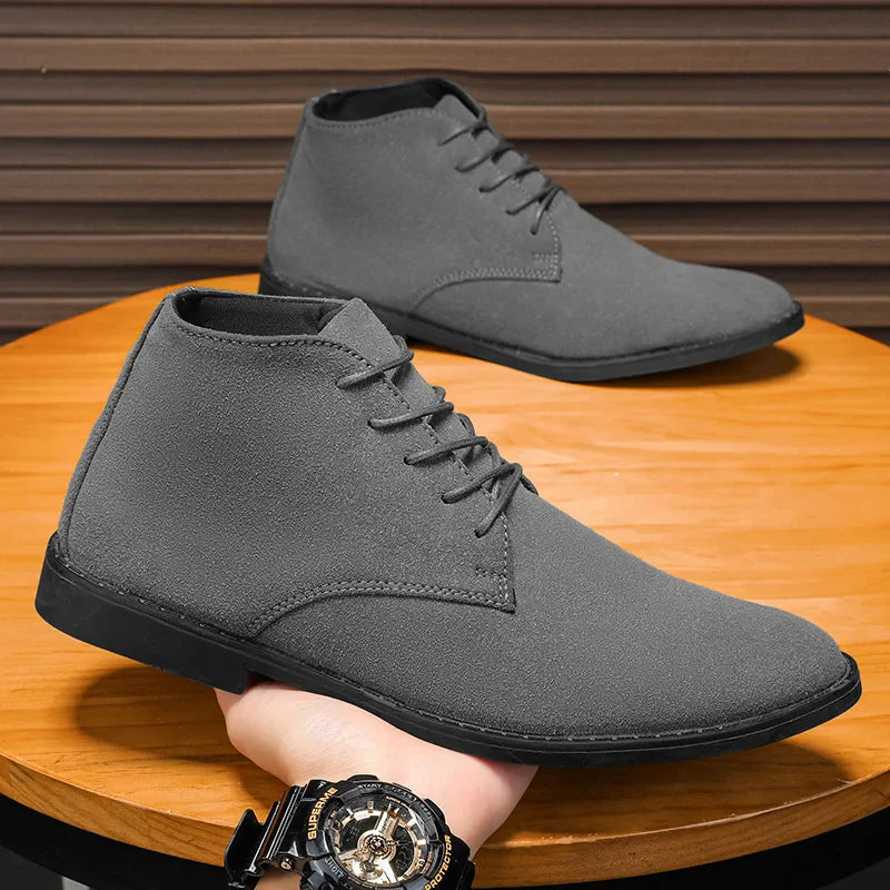 サバティーノ・バレッシ・スエード・チャッカブーツ