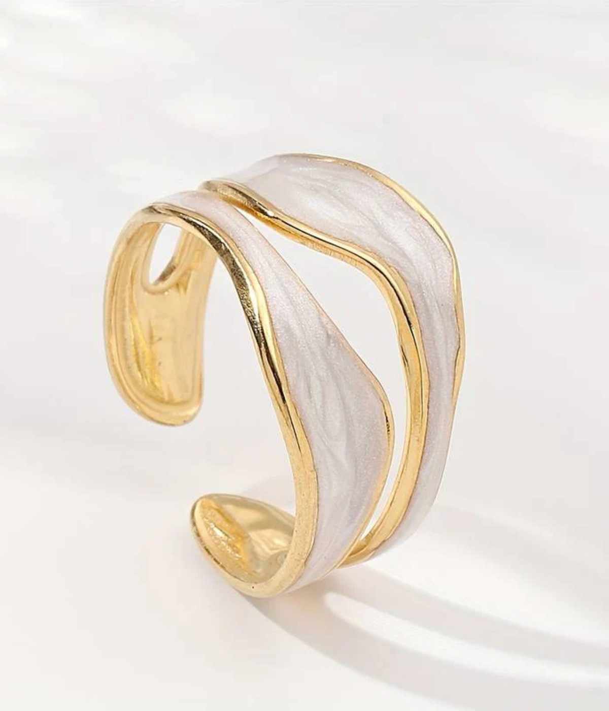 ホワイトゴールドのヴィンテージ・リング