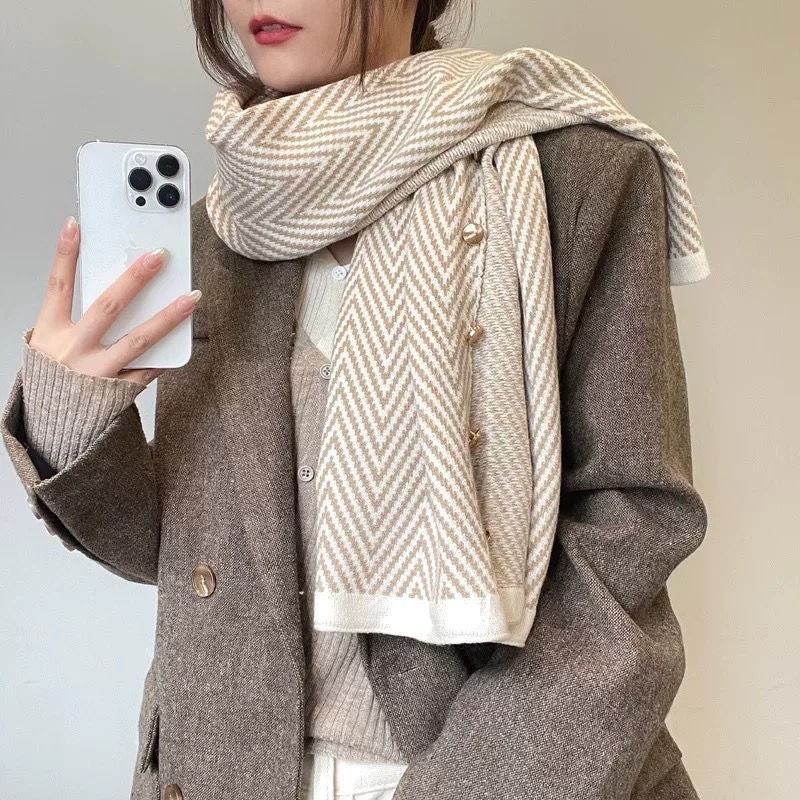 幾何学模様のニット女性用スカーフ