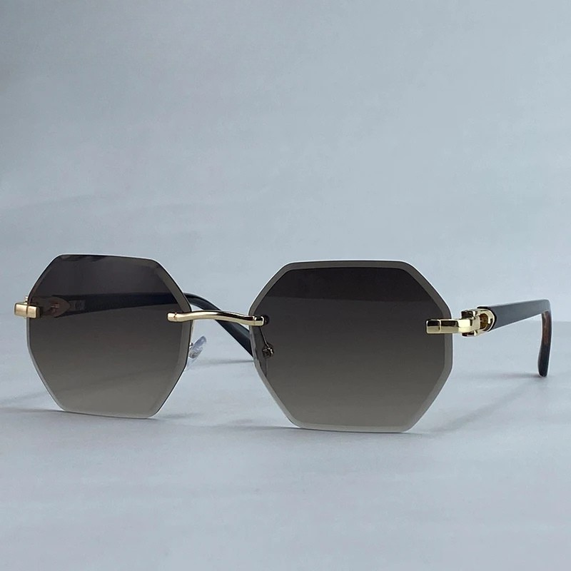 カーライル ダイヤモンドカット レイズ