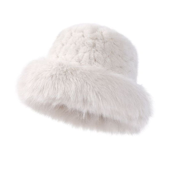 暖かくて快適な女性用フリースキャップ