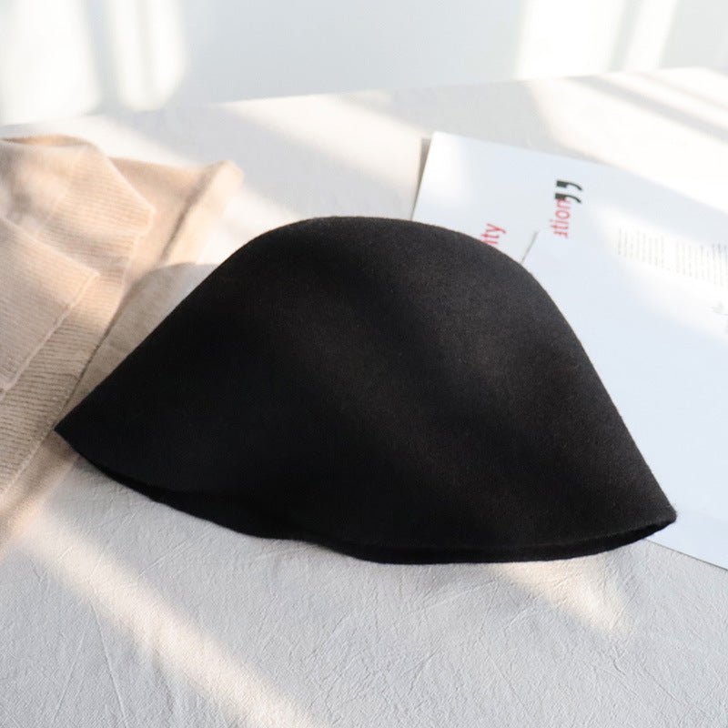 暖かく、快適で、スタイリッシュな女性用帽子