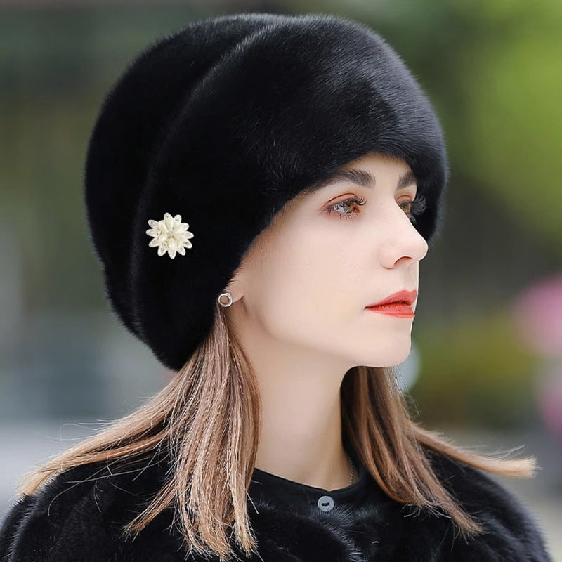 太くて暖かい人工ファーの帽子