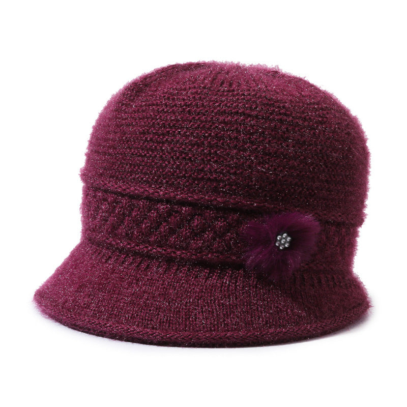 女性用冬用暖かいフリース帽子、ニット素材で作られています