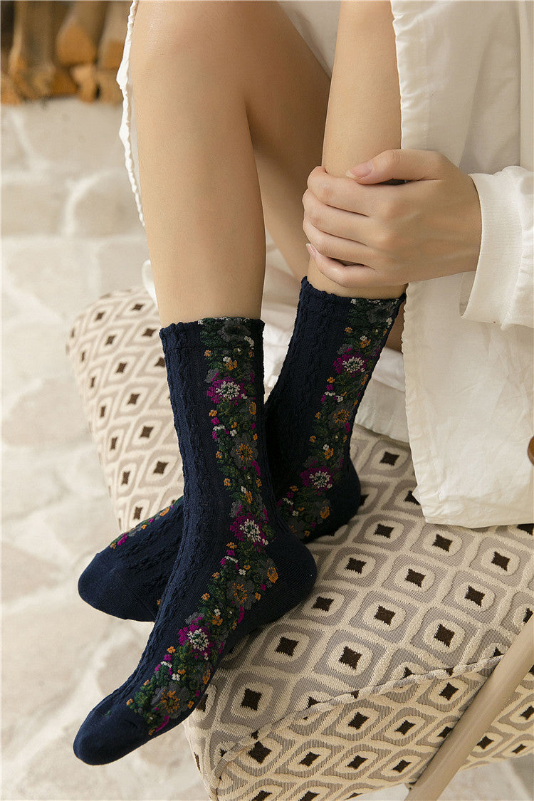 女性用、秋冬、厚手、刺繍花柄、暖かい、中くらいの長さ、コットンソックス