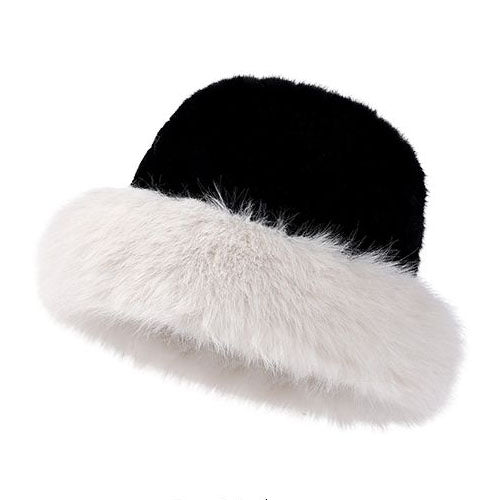 暖かくて快適な女性用フリースキャップ