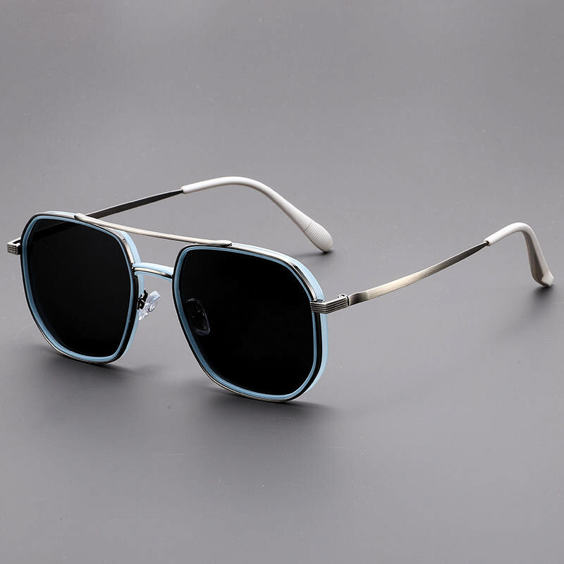 アストル・エイビエーター