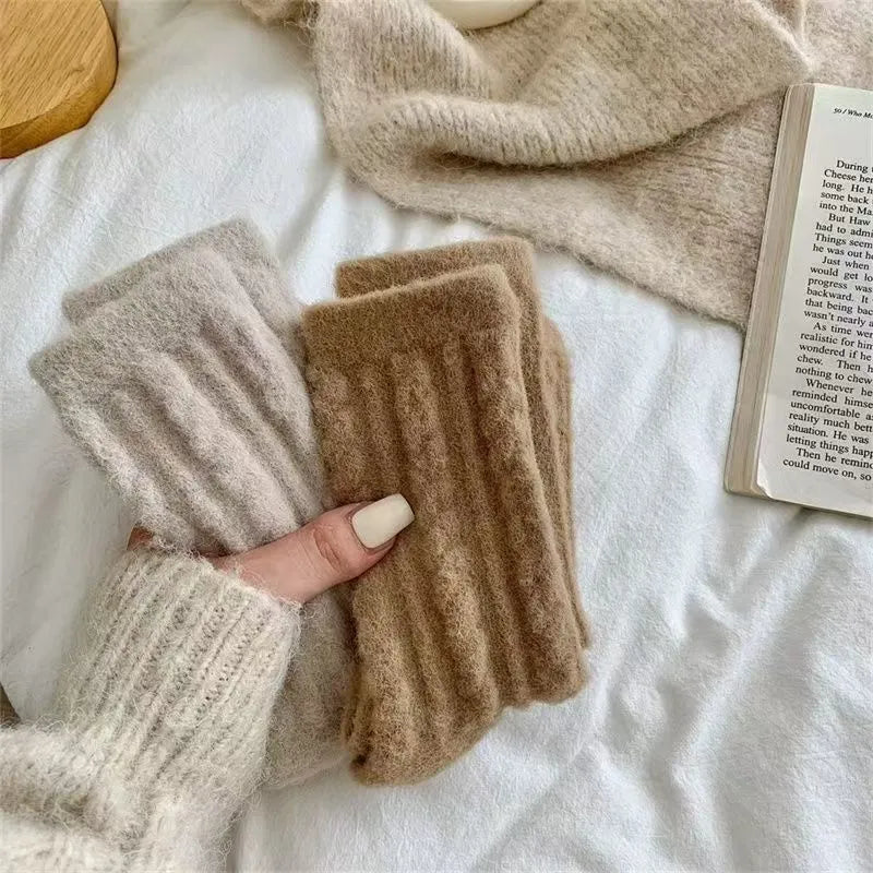女性用、秋冬、厚手、暖かい、コットン製のミディアムレングスのレトロスタイルのソックス