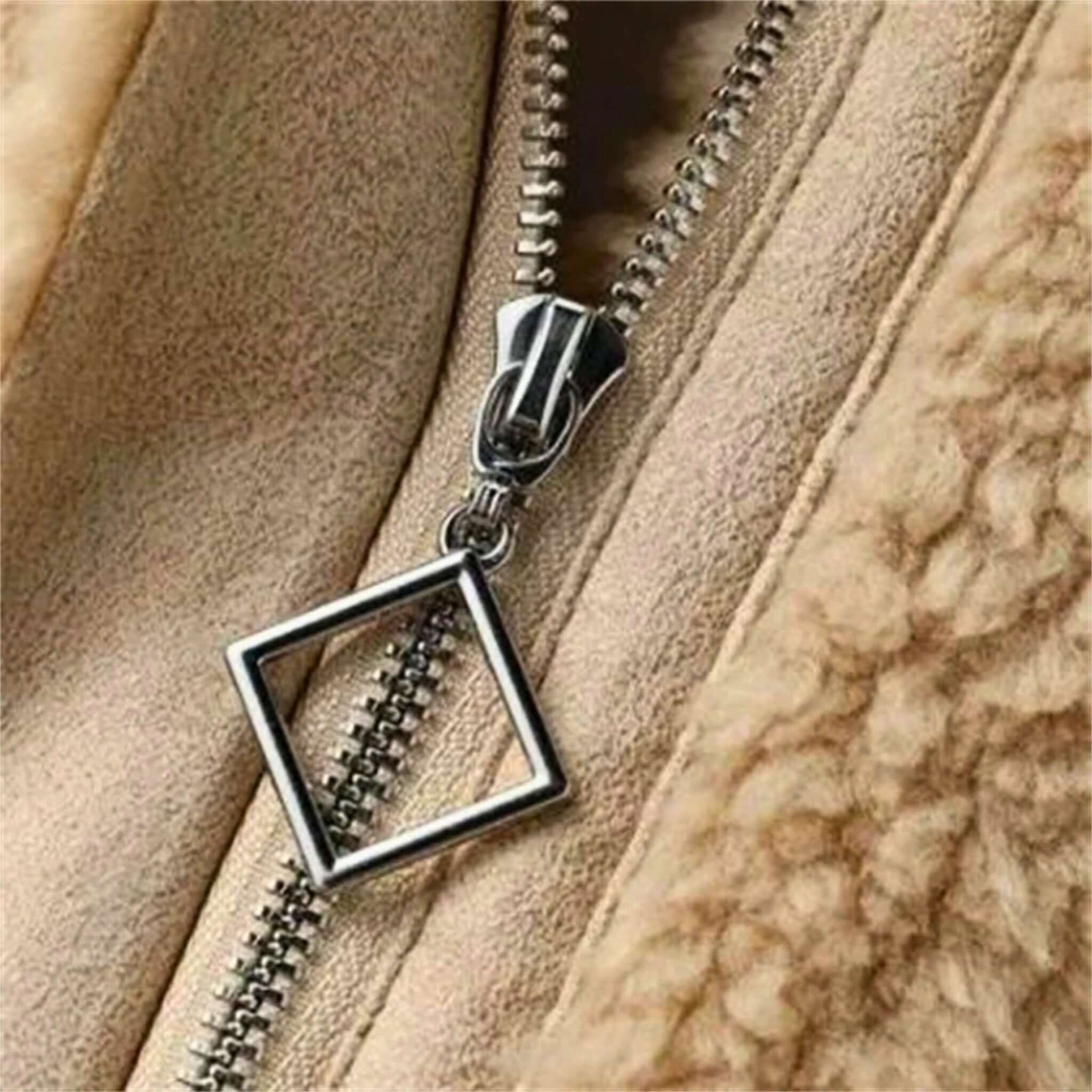 ラムズウールボンバージャケット