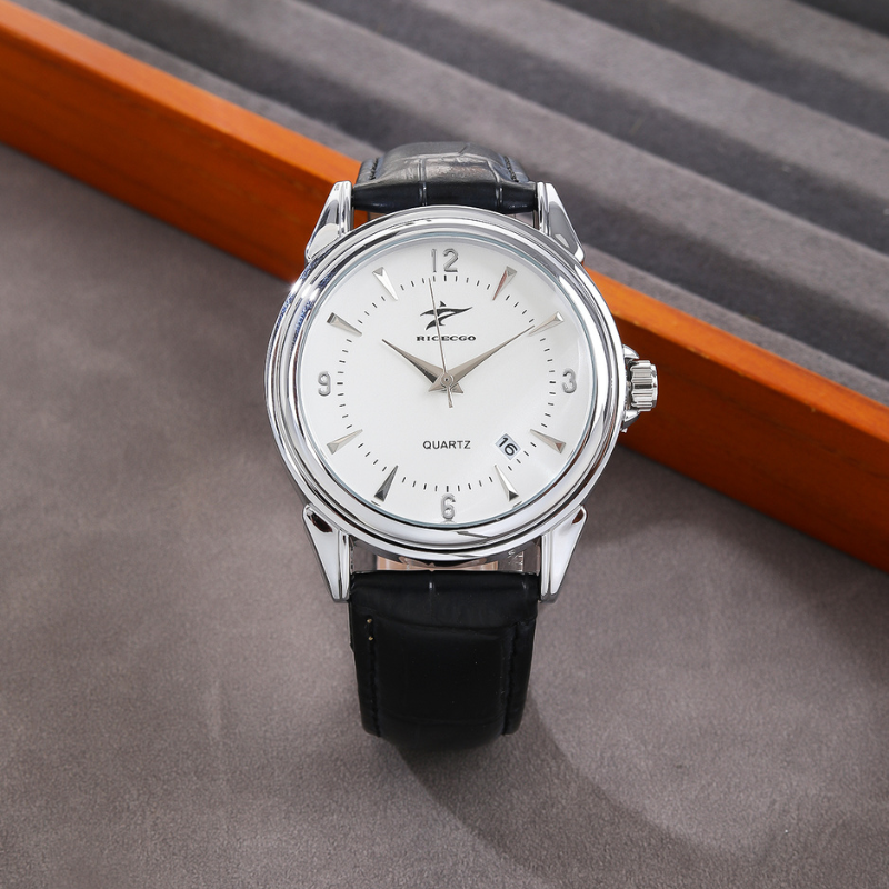 ジョン・ウェリントン レザー ストラップ ウォッチ、44mm